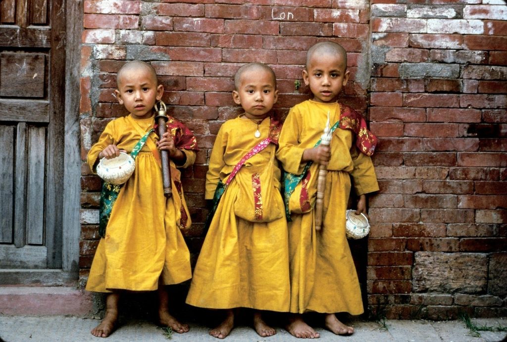 nepal, children, native dress-80755.jpg