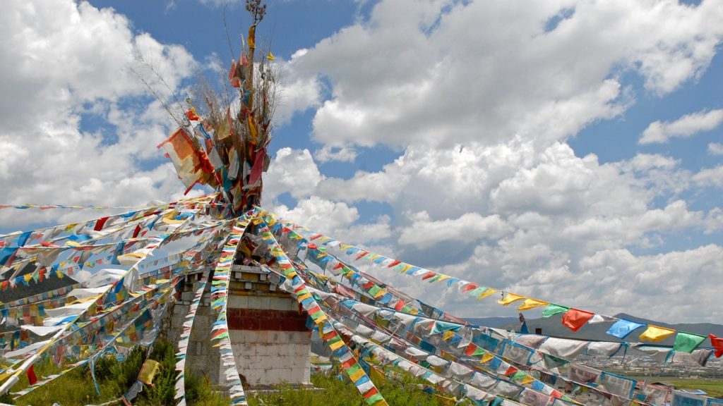 prayer flags, tibet, landscape-694606.jpg