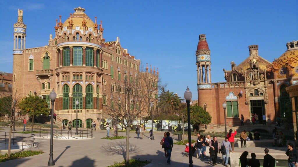 barcelona, architecture, monument-967020.jpg